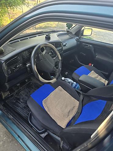 e klass: Volkswagen Golf: 1993 г., 1.8 л, Механика, Бензин, Хэтчбэк — 4