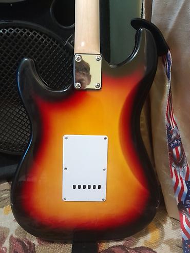 stratocaster: Электрогитара Rockdale, стиль ST (Stratocaster) есть торг - Окраска — 4