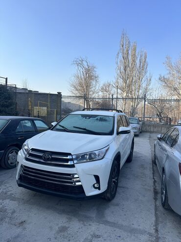 Toyota: Toyota Highlander: 2018 г., 3.5 л, Автомат, Бензин