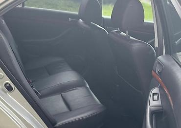 эксковатор мтз: Toyota Avensis: 2006 г. — 7