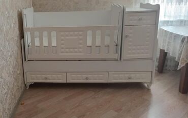 canavar ve qiz sekilleri: Oğlan və qız üçün, Beşik