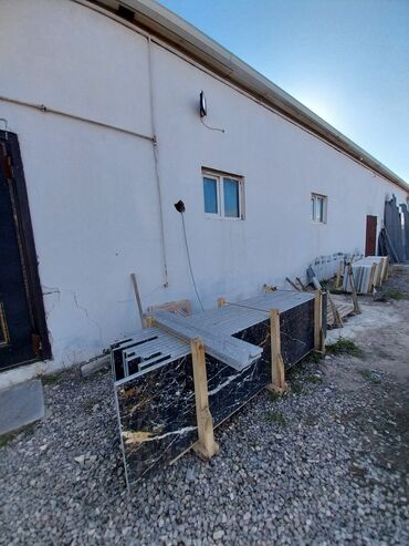 Mərmər: Məhsul: Dekorativ mərmər və qranit plitələr Təsvir: - Qara əsas