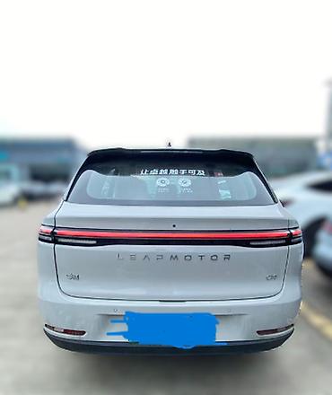 byd e1: На заказ Leapmotor C10 от 2025 года. оригинал пробег: 9673km Чисто — 2