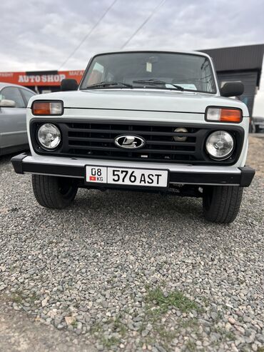 ВАЗ (ЛАДА): ВАЗ (ЛАДА) 4x4 Нива: 2011 г., 1.7 л, Механика, Бензин, Внедорожник