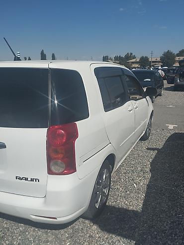 водный банан: Toyota Raum: 2004 г., Минивэн — 3