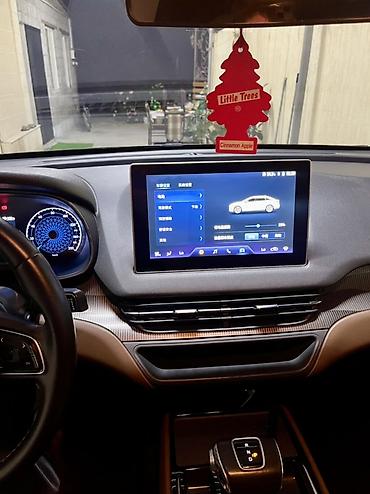 Другие автомобили: HONQGI E-QM5 2021г. состояние идеальное, не таксованое! Ходовая идеал! — 13