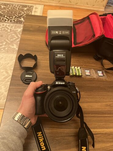Fotokameralar: Nikon D7100. Hərşeyiylə birgə verilir. Təcili satılır. 1100 azn. Az
