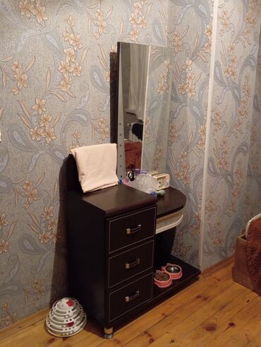 dəmir dekor: Güzgülü