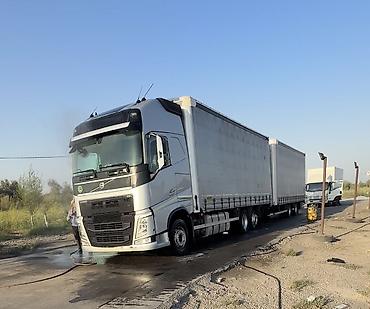 даф 480: Тягач, Volvo, 2015 г., Шторный — 2