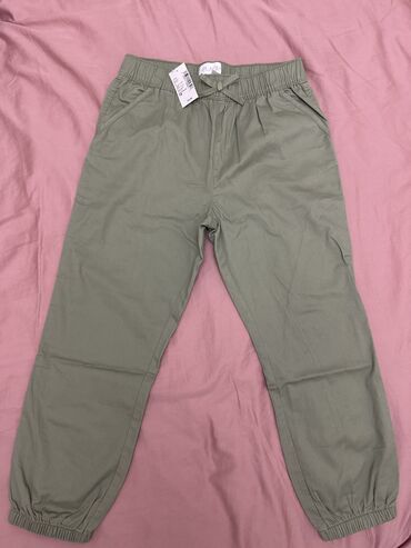 брюки s: Джинсы и брюки, цвет - Зеленый, Новый