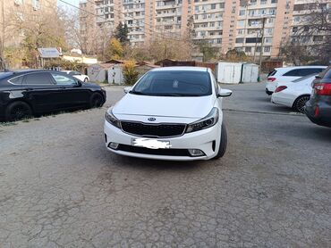 Kia: Kia K3: 1.6 l | 2017 il Sedan — 1