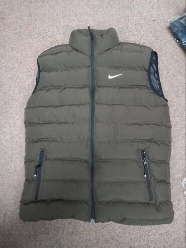 muske duge gace: Nike muški prsluk

Novo
Veličine s m l xl 2xl