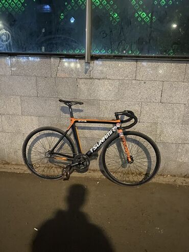 цунами фикс: Городской велосипед, Tsunami, Рама M (156 - 178 см), Б/у