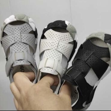 Жаш балдардын бут кийими: Продаётся сандали мальчиковые новые 
Фирма Совёнок 
Размер :21
800с