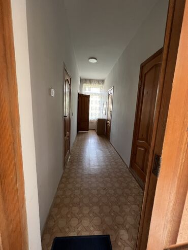 Посуточная аренда квартир: 1 комната, Душевая кабина, Постельное белье, Телевизор — 5