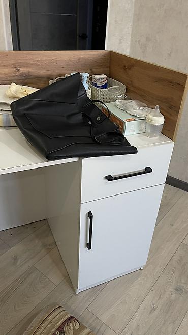 Стойки ресепшн: Срочно ‼️ ресепшен сатылат самовывоз же доставкасын Озунор — 11