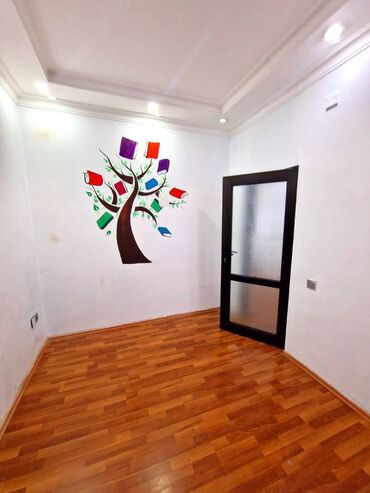 Ofislər: Nərimanov rayonu, “Təbriz” küçəsində, "Heydər Əliyev Mərkəzi"nə yaxın — 13