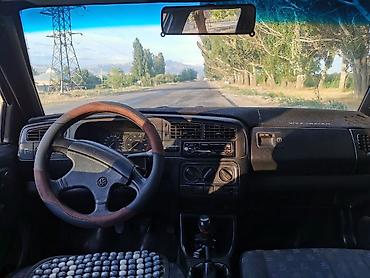 a8 d2: Volkswagen Golf: 1992 г., 1.8 л, Механика, Бензин, Хэтчбэк — 5