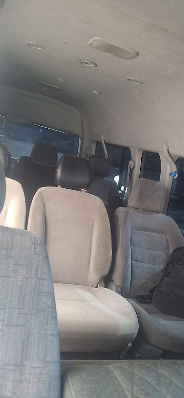 мото зонтик: Toyota Hiace: 2005 г., Бус — 7