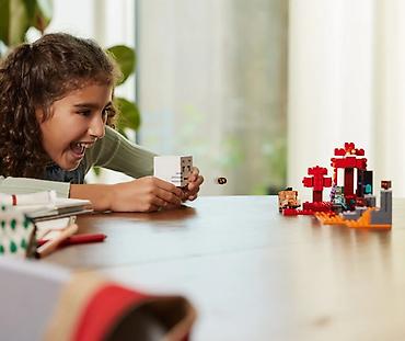 Оюнчуктар: Продаю конструктор LEGO "Minecraft The Nether Portal Ambush" 🔥 LEGO — 8