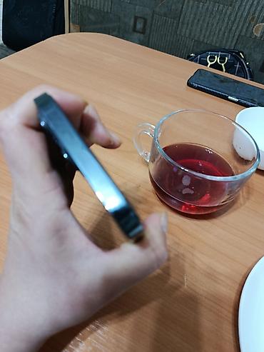 iphon 14: IPhone 12 Pro, цвет Pacific Blue - Экран 6.1" OLED Super Retina XDR с — 9