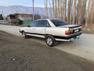 аксессуары для авто: Audi 100: 1986 г., 2.2 л, Механика, Бензин, Седан