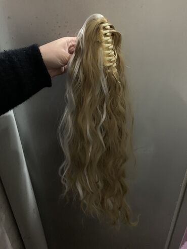 tek qaş: SAÇ AT QUYRUĞU ZAJİMLE TAXİLAN SAÇ. BAHA ALMİSAM DEYERİNDEN UCUZ