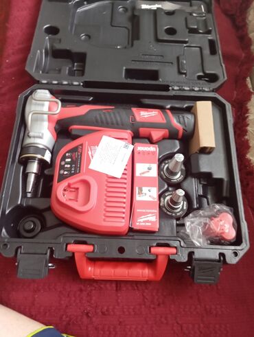 дрель ручная: Расширитель для труб Milwaukee M12 C12PXP-I06202C предназначен для