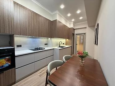 Продажа квартир: 3 комнаты, 98 м², Элитка, 4 этаж, Дизайнерский ремонт — 7