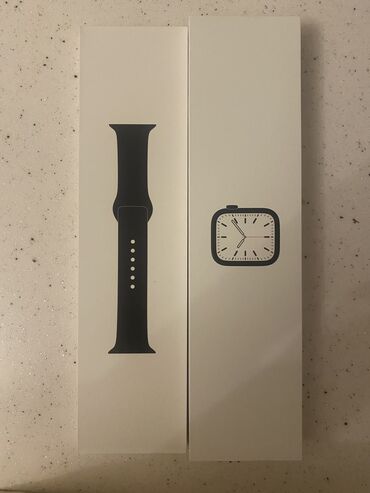 Şəxsi əşyalar: Apple watch 7 45mm . Qutudadir . Acilmayib. Jeletini bele acilmayib