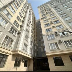 токмок прадаю дом: 3 комнаты, 90 м², Элитка, 12 этаж, Евроремонт