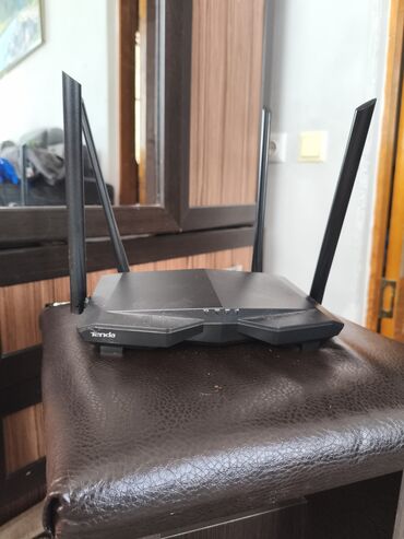 ремонт монитор: В каждом есть блок питания на 1 фото 5 g вай вай 4 палки 2 роутер 500