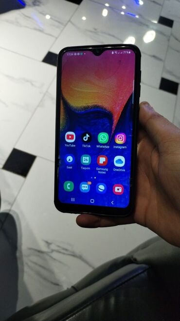 Samsung: Samsung A10e, 32 GB, rəng - Qara, İki sim kartlı