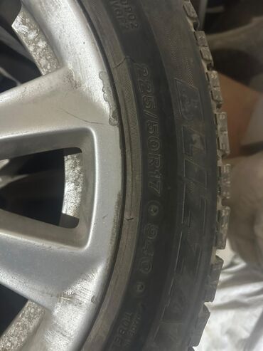 шины разноширокие: Колеса в сборе 225 / 50 / R 17, Зима, Комплект, Легковые, Литые, отверстий - 5