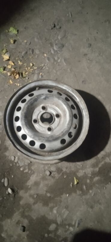 диски на стрим: Железные Диски R 14 1 шт, отверстий - 4
