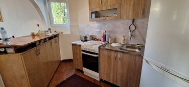 Dugoročni najam stanova: 2 sobe — 6