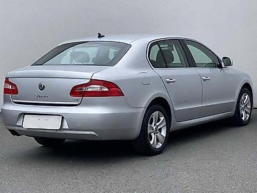 motor iskra: ŠKODA SUPERB II 1.9TDI - KOMPLETAN AUTO U DELOVIMA | Kompletan auto — 2