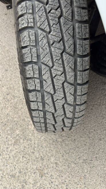 VAZ (LADA): Maşın saz vezyetdedir.heç bir problemi yoxdur zavod maşındır vuruğ — 22