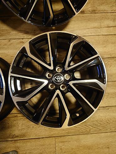Диски: Диски R 17 Toyota, Комплект, отверстий - 5, Новый — 3
