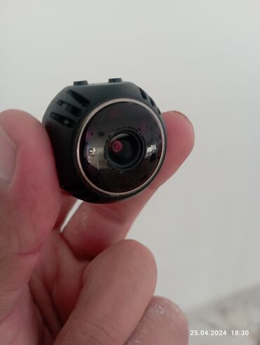 Видеокамеры: Kamera satilir . yenidir