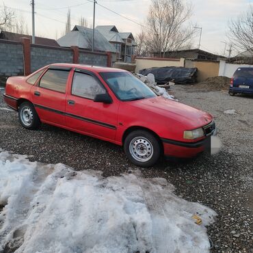 Opel: Opel Vectra: 1991 г., 1.6 л, Механика, Бензин, Седан