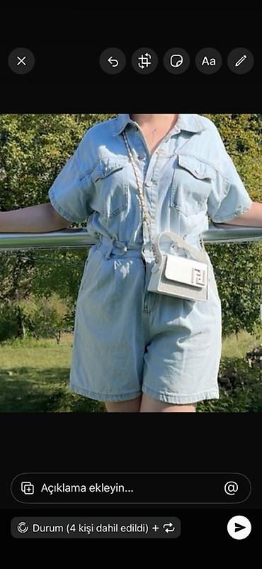 ayaqqabı мокасини: - Açıq mavi rəngli denim kombinezon: qısa qollu, yaxalıqlı, ön hissədə — 1