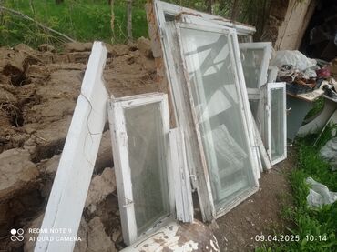 терезе айнек: Жыгач даяр терезе, Форточка, 145 * 145, Колдонулган, Орнотуусуз