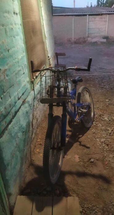 Masa və oturacaq dəstləri: Qonaq otağı üçün, İşlənmiş, Açılan, Kvadrat masa, 4 stul — 26