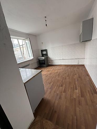 Продажа коттеджей и домов: Дом с большим крытым двором и отдельным въездом через распашные — 6