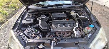 Honda Civic: 2004 г., 1.7 л, Механика, Бензин, Седан