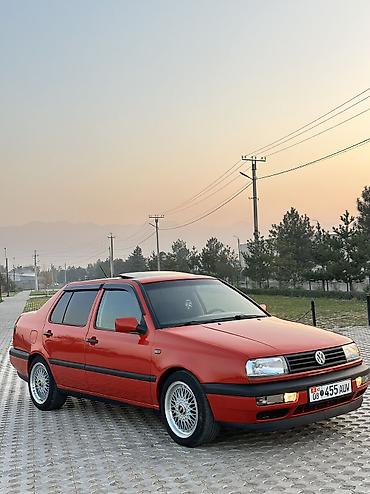 самое бартовой: Volkswagen Vento: 1995 г., 1.8 л, Механика, Бензин, Седан — 9