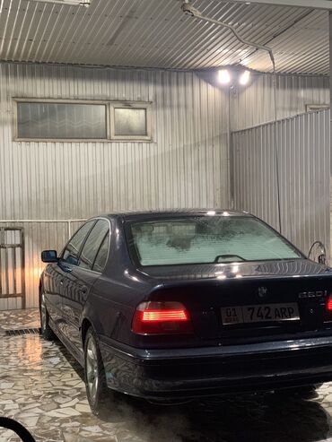 BMW: BMW 520: 2002 г., 2.2 л, Механика, Бензин, Седан