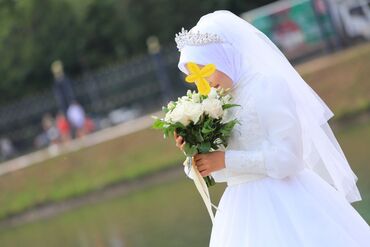 счастливое свадебное платье: Свадебное платье для покрытых невест одевала только на своей свадьбе