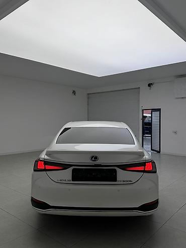 lexsus es: Lexus ES: 2020 г., 2.5 л, Вариатор, Гибрид, Седан — 7